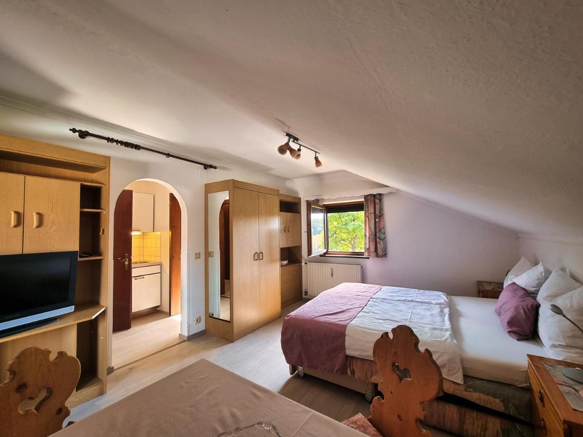 Gaestehaus Auf Der Hoehe Keutschach am See Εξωτερικό φωτογραφία