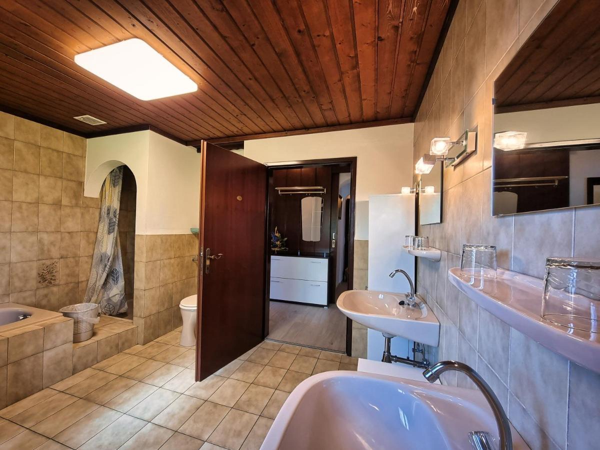 Gaestehaus Auf Der Hoehe Keutschach am See Εξωτερικό φωτογραφία